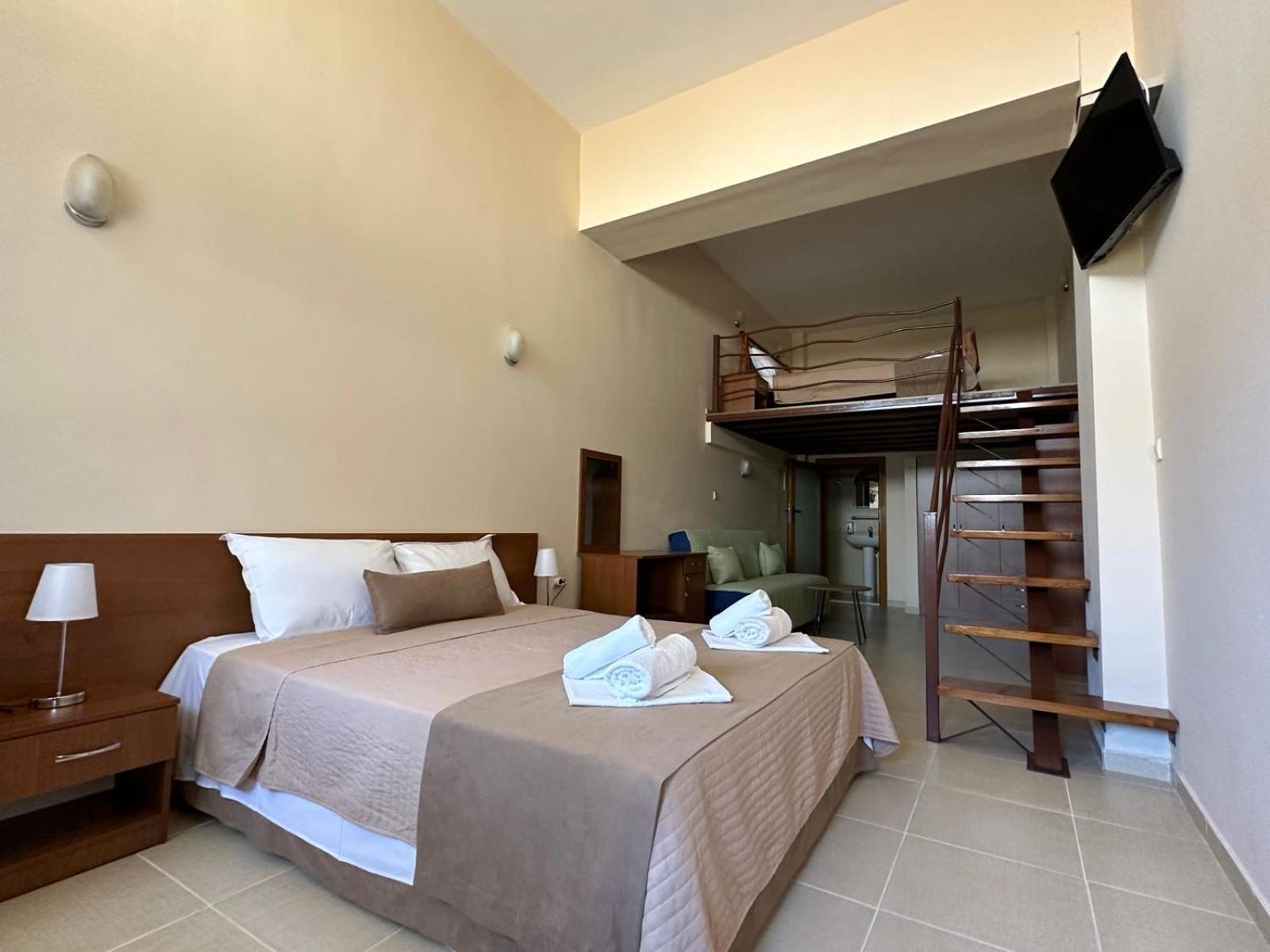 Helios Hotel Stavros  Esterno foto